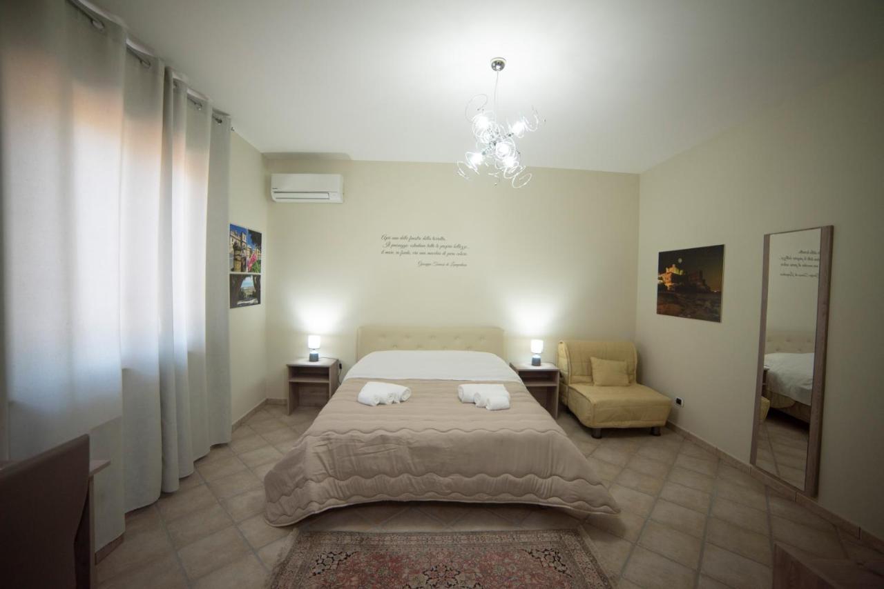 B&B La Terrazza Degli Scrittori Racalmuto Esterno foto